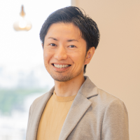 郡 紘弥氏の写真